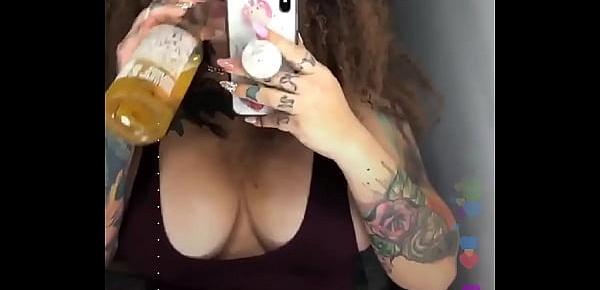  JENNIFER ABOUL LA RABBIT TWERKING LIVE ON INSTAGRAM 34